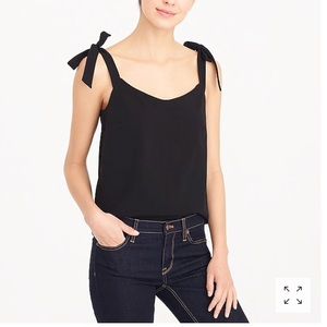 JCrew Whíte tank with bow tie shoulders